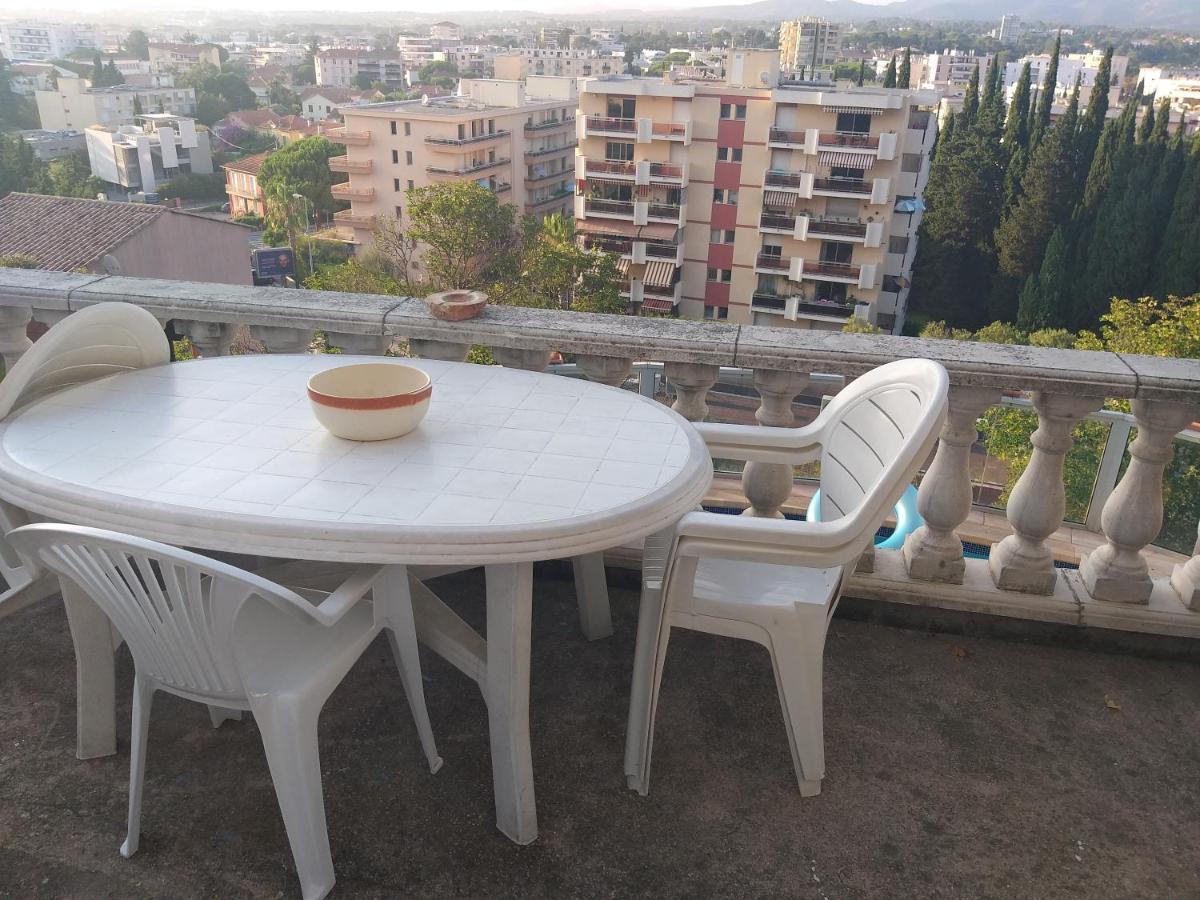 Ravissant Appartement Saint-Raphael Piscine エクステリア 写真