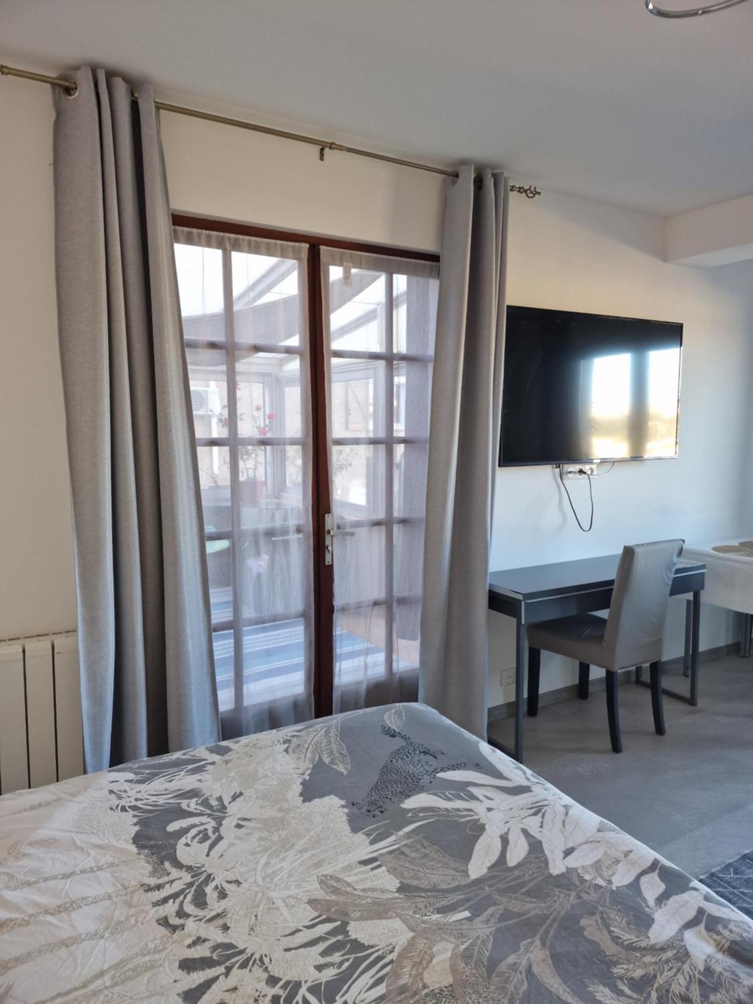 Ravissant Appartement Saint-Raphael Piscine 部屋 写真