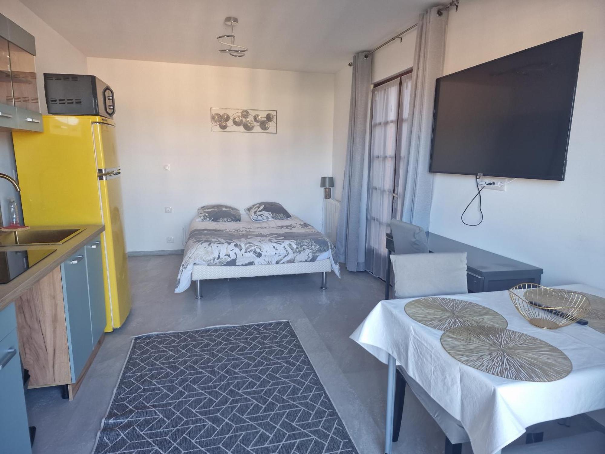 Ravissant Appartement Saint-Raphael Piscine エクステリア 写真