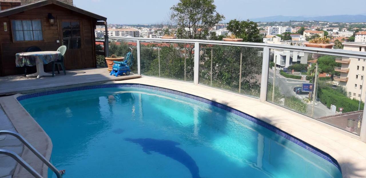 Ravissant Appartement Saint-Raphael Piscine エクステリア 写真